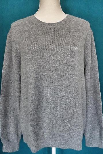 Nieuwe met label: pull Calvin Klein. Maat S. beschikbaar voor biedingen