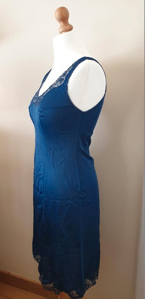 Combinaison bleue/dentelle - Taille 42, Vêtements | Femmes, Combinaisons, Porté, Taille 42/44 (L), Bleu, Enlèvement ou Envoi