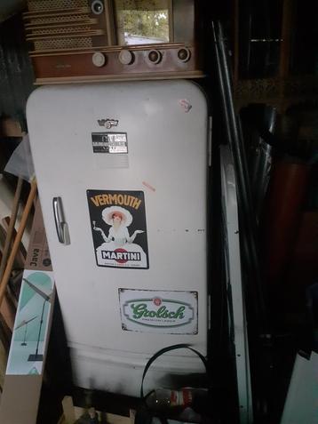 Vieux frigo année 1960 beschikbaar voor biedingen
