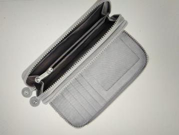 Kipling Uzario Portemonnee grijs, Handtassen en Accessoires, Portemonnees, Verzenden, Gebruikt, Grijs