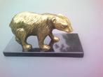 Metalen beer op marmeren voet., Collections, Collections Animaux, Enlèvement ou Envoi, Comme neuf, Animal sauvage, Statue ou Figurine