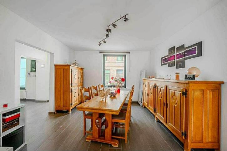 A vendre (dernier prix) S à M  (sur Forchies-la-Marche), Maison & Meubles, Salles à manger complètes, Utilisé, 4 à 6 chaises, Enlèvement