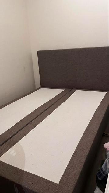 Bed 140/180 beschikbaar voor biedingen