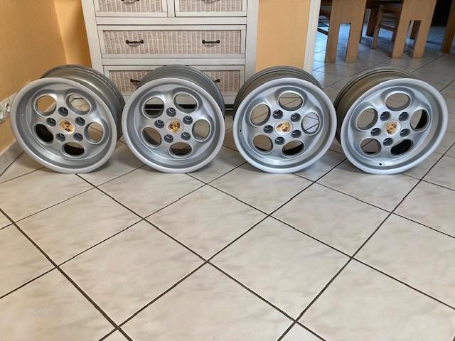 Set de jantes d'origine Porsche 944 turbo TRES RARE, Autos : Pièces & Accessoires, Transmission & Accessoires, Porsche, Enlèvement ou Envoi