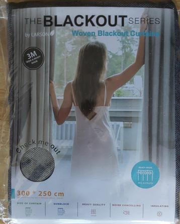 GORDIJN VERDUISTEREND 300X250CM NIEUW  beschikbaar voor biedingen