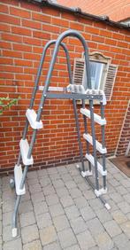 Ladder voor zwembad, Tuin en Terras, Ophalen, Zo goed als nieuw, Ladder
