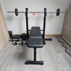 Benchpress met 2 barren en verschillende gewichten., Sport en Fitness, Ophalen, Nieuw, Fitnessbank