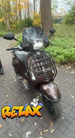 Vespa sprint candy brown, Ophalen, Zo goed als nieuw, Overige typen, Vespa