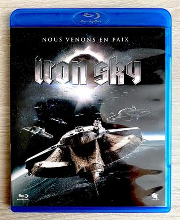 IRON SKY (Cult) /// BLURAY + Boekje 16 p. // Staat Als Nieuw