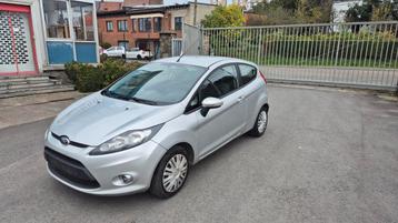 Ford Fiesta 1.3i km 160000 An 2012 Euro 5 Airco CT ok 