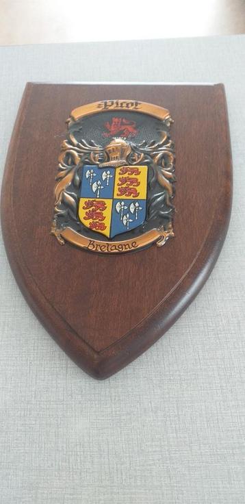 Wapenschild uit oude tijd.Geen namaak Zie achterkant. beschikbaar voor biedingen