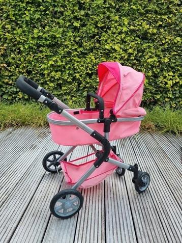 Poppenwagen beschikbaar voor biedingen