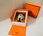 Vintage Hermes horloge type Kelly Lock Case Watch + box, Bijoux, Sacs & Beauté, Montres | Femmes, Montre-bracelet, Autres marques
