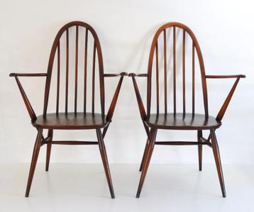 Set of 2 Ercol Quaker Windsor Chairs, 1960s Vintage stoelen