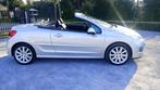 Peugeot 207cc in een nieuwstaat. Vele opties., Auto's, Peugeot, Voorwielaandrijving, Euro 5, Stof, Zwart