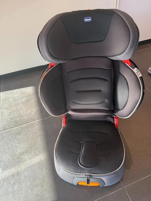 chicco fold n go i-size autostoel, Kinderen en Baby's, Autostoeltjes, Zo goed als nieuw, Chicco, 15 t/m 36 kg, Isofix, Verstelbare rugleuning