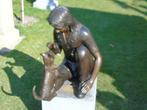 bronzen beeld van een meisje met haar kat.., Tuin en Terras, Ophalen, Nieuw, Overige materialen, Dierenbeeld