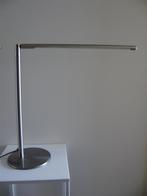 DESIGN : Bureaulamp met 12 LED's , verticaal instelbaar, Ophalen, Zo goed als nieuw