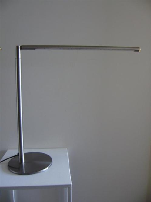 DESIGN : Bureaulamp met 12 LED's , verticaal instelbaar, Diversen, Bureau-accessoires, Zo goed als nieuw, Ophalen