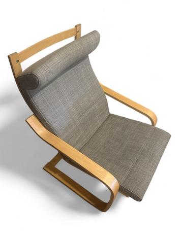 Ikea Poang beschikbaar voor biedingen