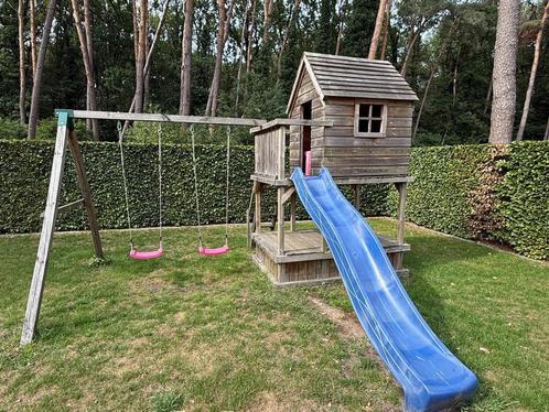 Houten speelhuisje met bovenhuis en geïntegreerde zandbak, Kinderen en Baby's, Speelgoed | Buiten | Speelhuisjes, Gebruikt, Hout