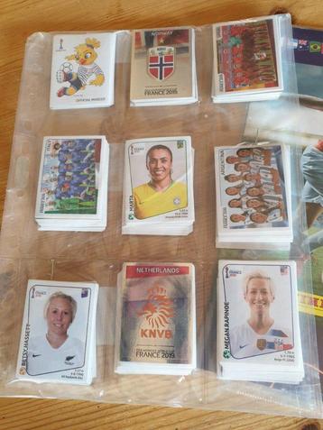 panini women 2019 set complet neuf, Enlèvement ou Envoi, Neuf, Plusieurs autocollants