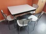 Table blanche formica et 4 chaises, Antiquités & Art, Enlèvement