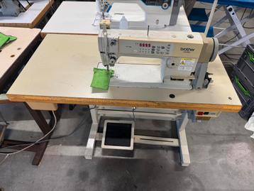 Industriele naaimachine brother f40 vol automaat beschikbaar voor biedingen