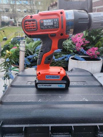 Visseuse black @decker avec chargeur
