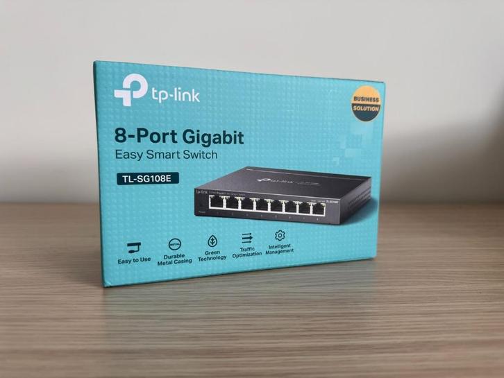 TP-Link TL-SG108E (2x 8-Poorts Gigabit Smart Managed Switch), Computers en Software, Netwerk switches, Gebruikt, Ophalen of Verzenden
