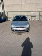 Ford Focus essence, Autos, Focus, Argent ou Gris, Boîte manuelle, Particulier