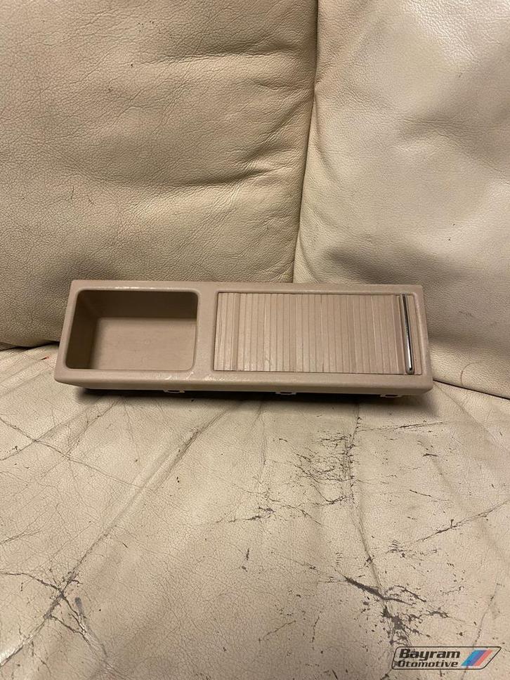 Bmw E46 middenconsole bakje beige creme sedan 3-serie coupe, Auto-onderdelen, Dashboard en Schakelaars, BMW, Gebruikt, Ophalen of Verzenden