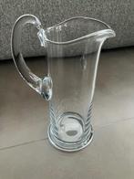 Glazen karaf, Enlèvement