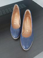 Tamaris m 37, Kleding | Dames, Schoenen, Ophalen of Verzenden, Zo goed als nieuw, Pumps