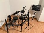 Roland td-9 met stoeltjeen lessenaar inbegrepen., Muziek en Instrumenten, Drumstellen en Slagwerk, Ophalen, Zo goed als nieuw
