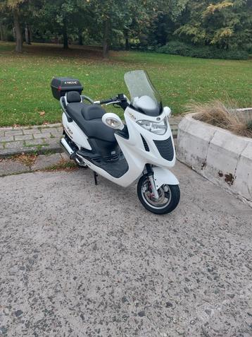 Scooter kymco 125cc  beschikbaar voor biedingen
