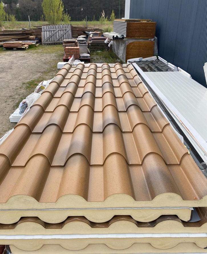 Panneaux tuiles isolant, Doe-het-zelf en Bouw, Dakpannen en Dakbedekking, Nieuw, Dakplaat of Dakpanplaat, Metaal, Rood, 15 m² of meer