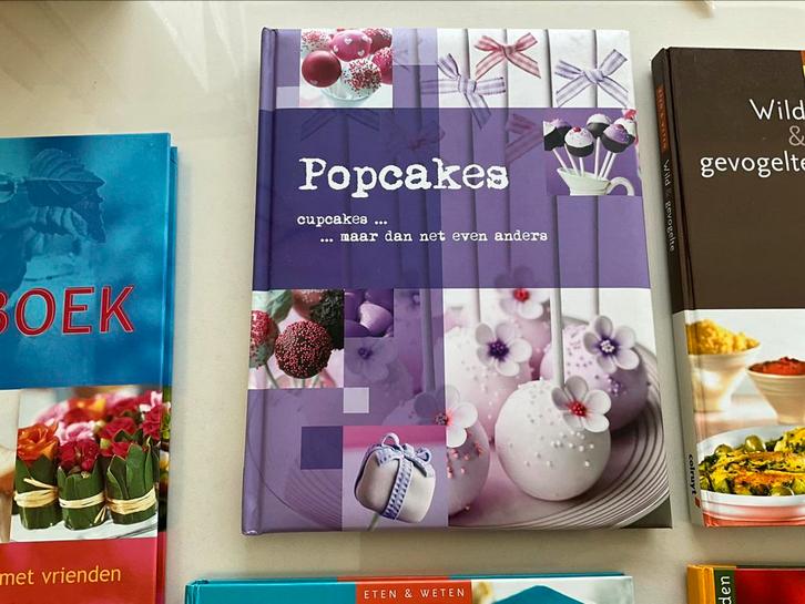 Popcakes: Cupcakes, Livres, Livres de cuisine, Comme neuf, Enlèvement ou Envoi