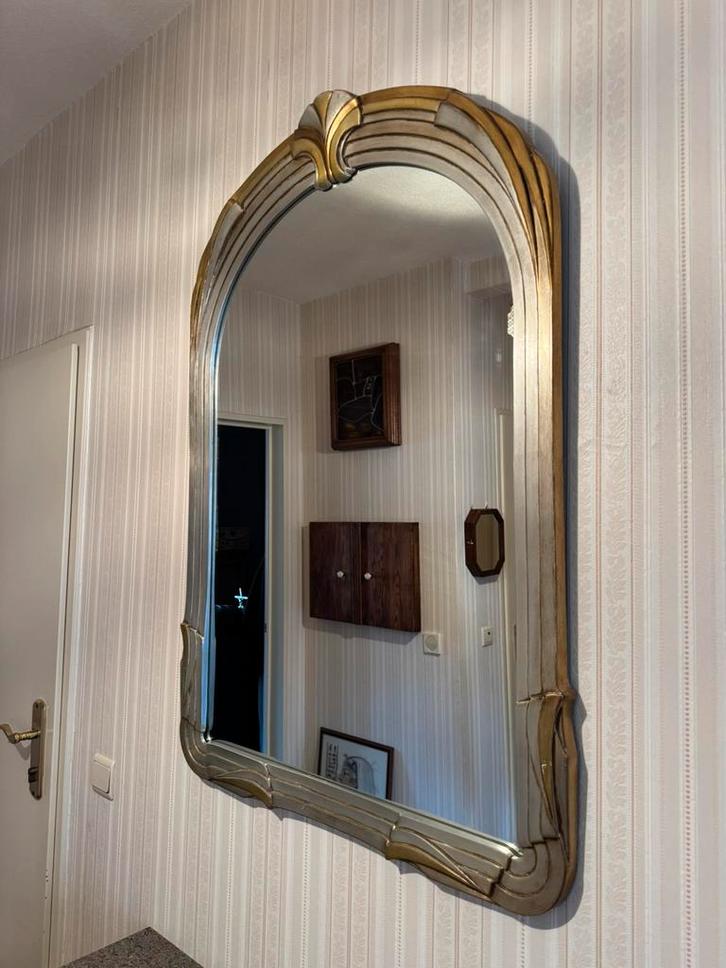 Grote vintage wandspiegel met goudkleurige lijst, Huis en Inrichting, Woonaccessoires | Spiegels, Zo goed als nieuw, Ophalen