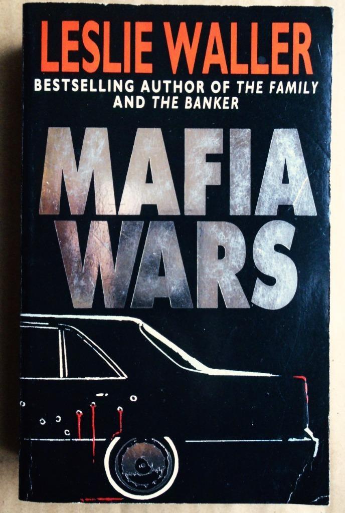 Mafia Wars - 1992 - Leslie Waller (1923-2007), Boeken, Thrillers, Gelezen, Amerika, Ophalen of Verzenden