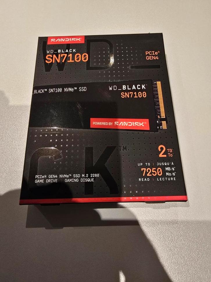 Western Digital WD Black SN7100 NVMe SSD van 2 TB, Computers en Software, Harde schijven, Nieuw, Desktop, Intern, SSD, Overige aansluitingen