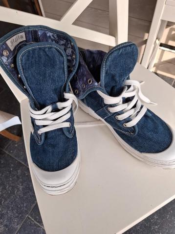 Baskets "Mustang" pour femme - 39 beschikbaar voor biedingen