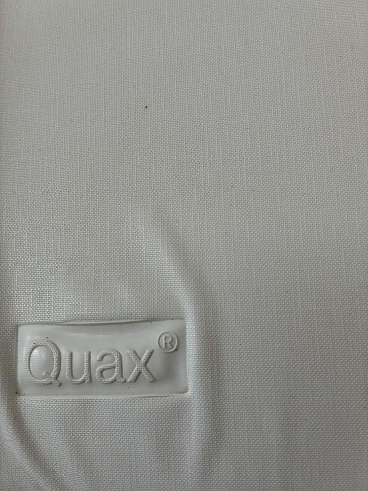 Verzorgingstafel Ikea + Verzorgingskussen Quax, Kinderen en Baby's, Badjes en Verzorging, Zo goed als nieuw, Overige typen, Overige merken