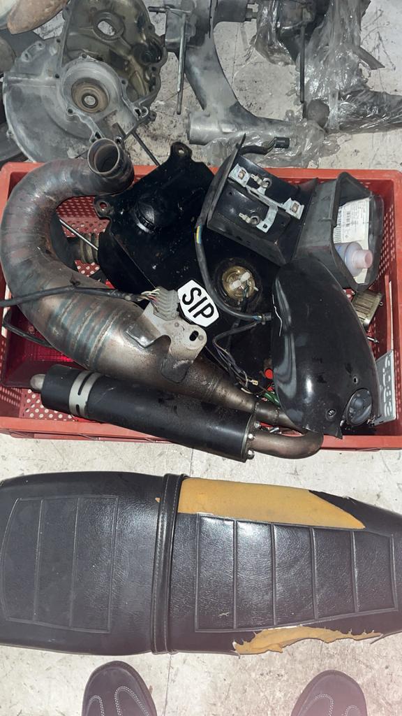 Project vespa pk50, Fietsen en Brommers, Brommeronderdelen | Algemeen, Gebruikt, Carburateur, Ophalen