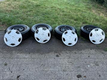 Banden + velgen Ford Transit Custom beschikbaar voor biedingen