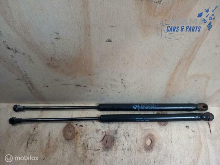 Volkswagen Fox Gasveer Achterklep 5Z6827550B Set 2005 - 2011, Auto-onderdelen, Klein materiaal, Volkswagen, Gebruikt, Ophalen of Verzenden