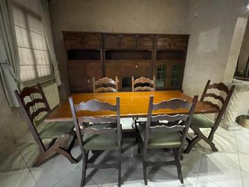 Eetkamer beschikbaar voor biedingen