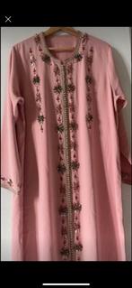 Je vends mon kaftan tous neuf jamais porter.s-M, Kleding | Dames, Gelegenheidskleding, Maat 38/40 (M), Roze, Zo goed als nieuw