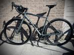 Cube Attain SLX (model 2024 en garantie!) + pedalen (105), Aluminium, Zo goed als nieuw, Meer dan 20 versnellingen, 53 tot 57 cm