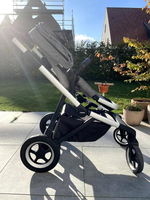 Thule Sleek kinderwagen met accessoires, Enfants & Bébés, Poussettes & Combinaisons, Utilisé, Poussette combi, Autres marques